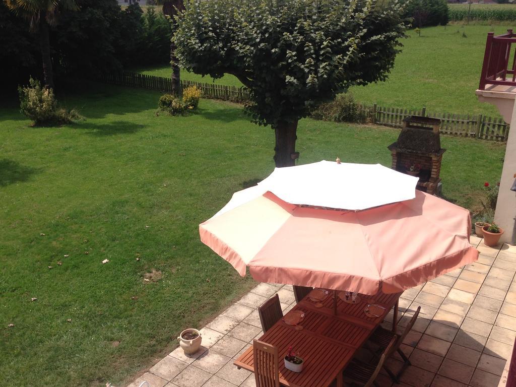 Arret Et Aller Bed & Breakfast Argagnon Exterior photo